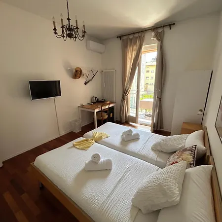 Al Festival Гостьовий будинок Локарно