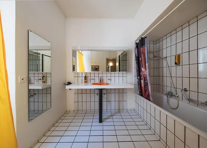 Al Festival Guest house